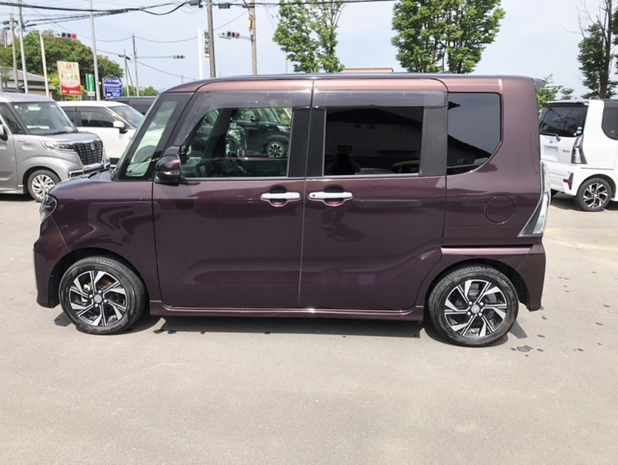 ダイハツタントカスタム X セレクション