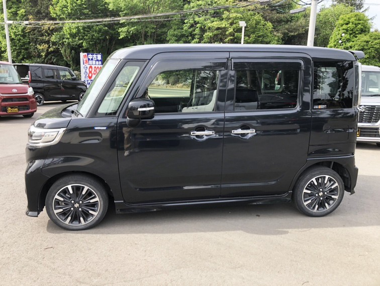 スズキスペーシアカスタム Hybrid XS