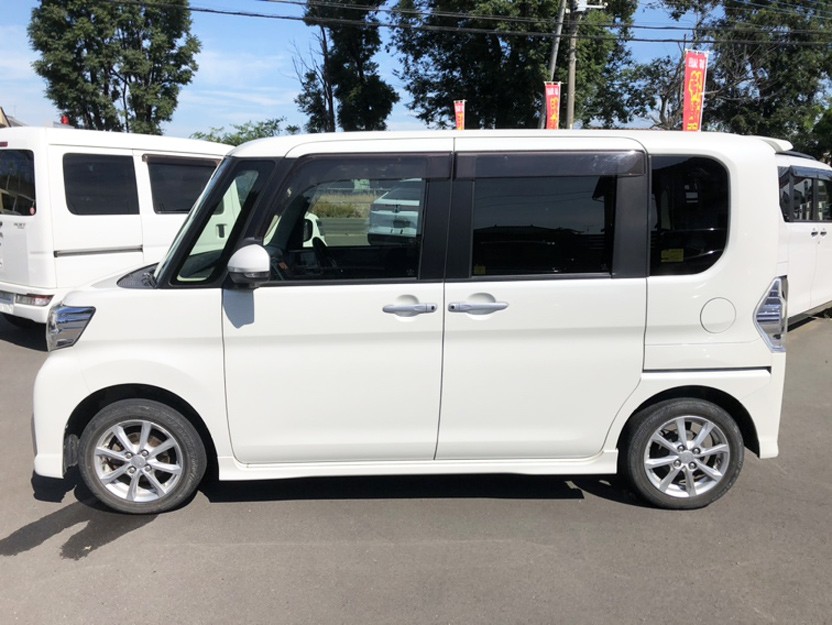 ダイハツタントカスタム XSAⅢ