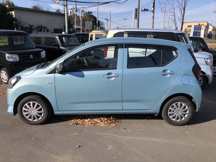 ダイハツミライース L　SAⅢ