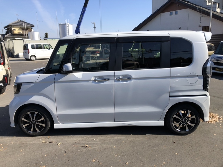 ホンダNBOX カスタムＧＬホンダセ