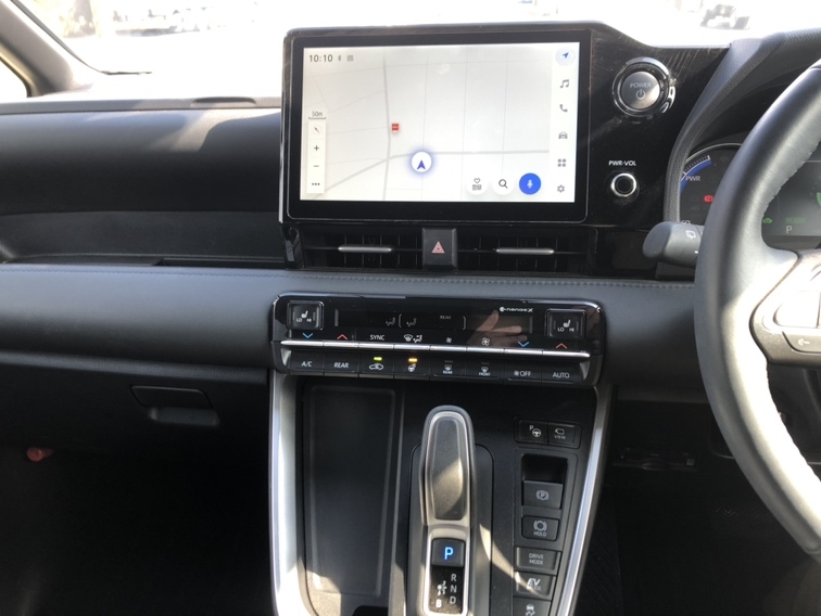 トヨタヴォクシー ハイブリッドS-Z