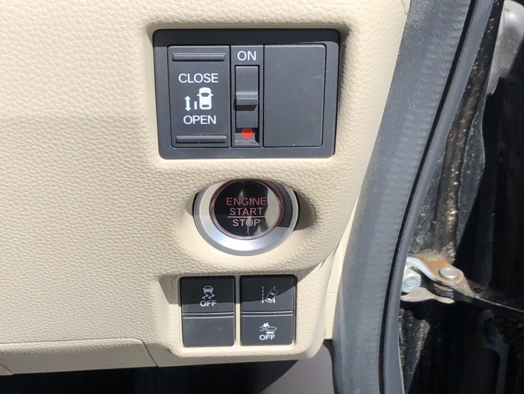ホンダNBOX G EXホンダセンシ